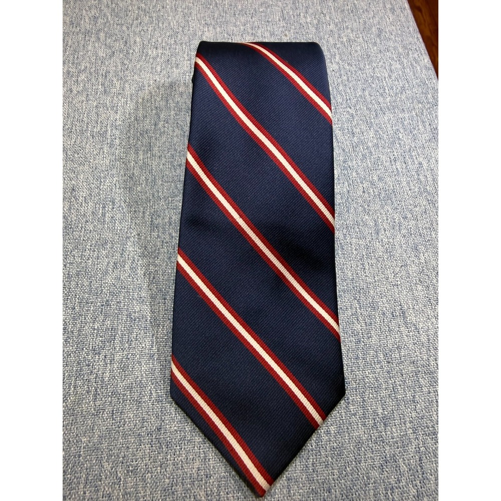 Resilio Mansours Neck Tie Navy Blue with Red Stripes Victoria's College